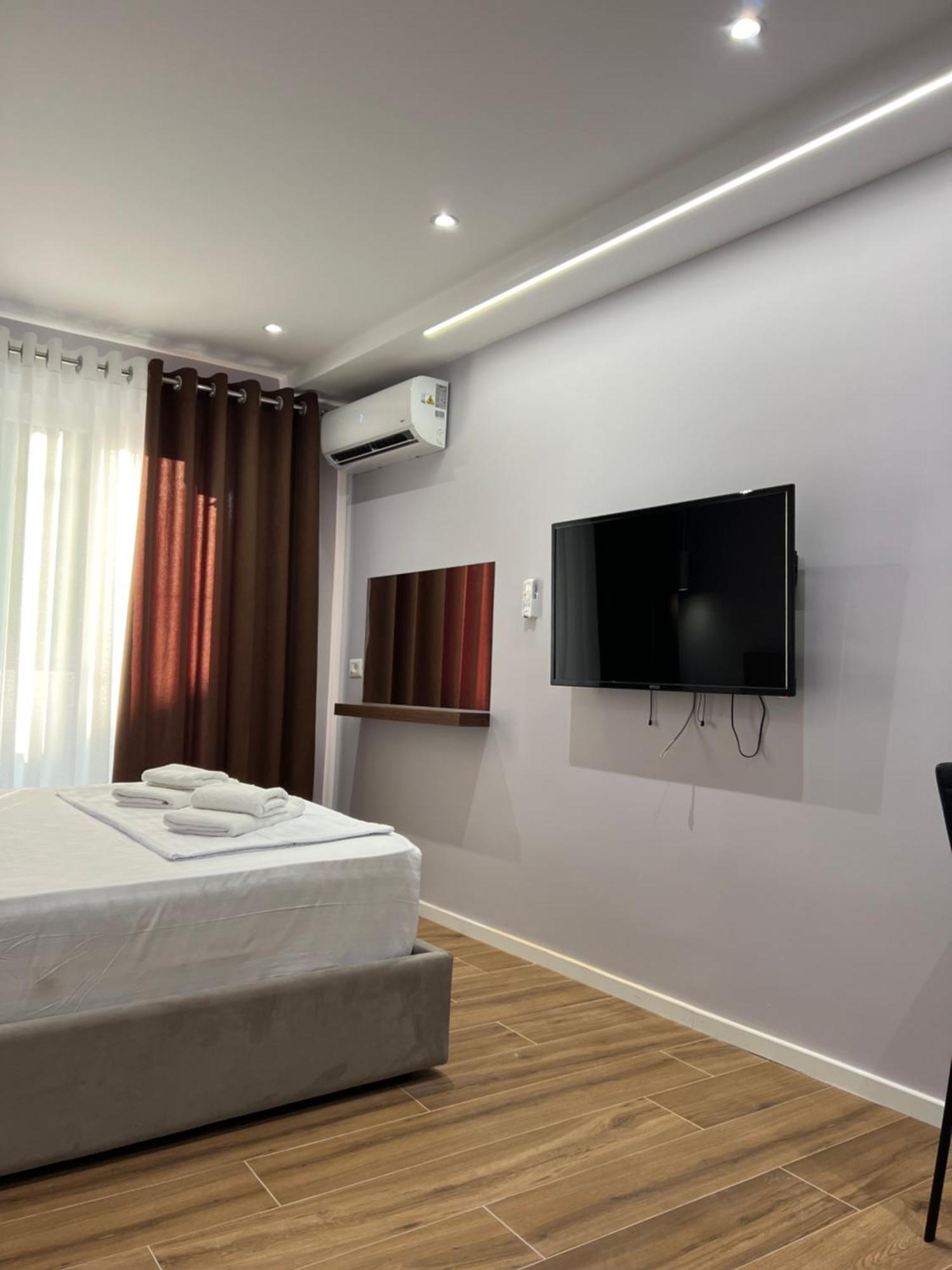 Tirana Central Stay מראה חיצוני תמונה